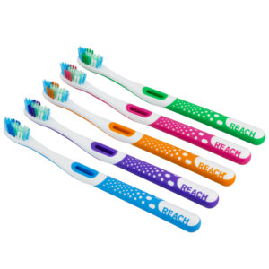 REACH® Total Care Floss Clean Toothbrush (6 ct)